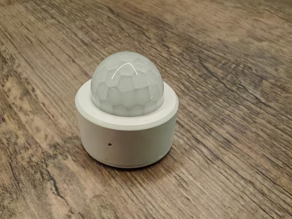Tuya Bewegungsmelder ZG-204ZL Vorderansicht