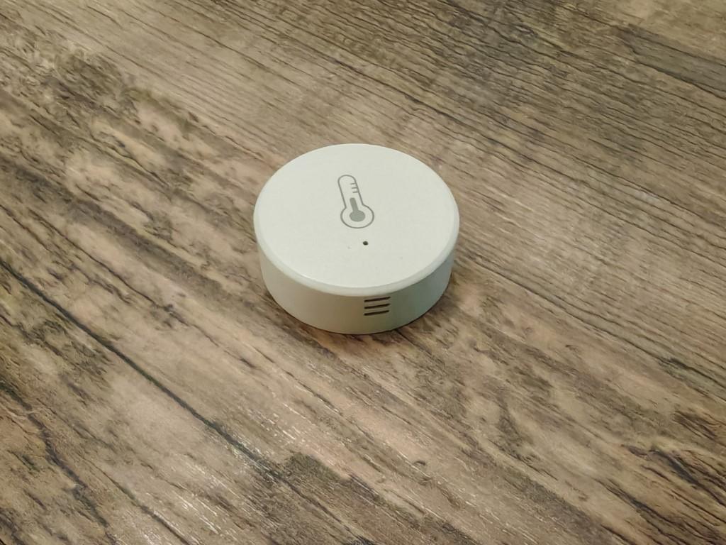 Tuya Temperatursensor TH02Z Vorderansicht